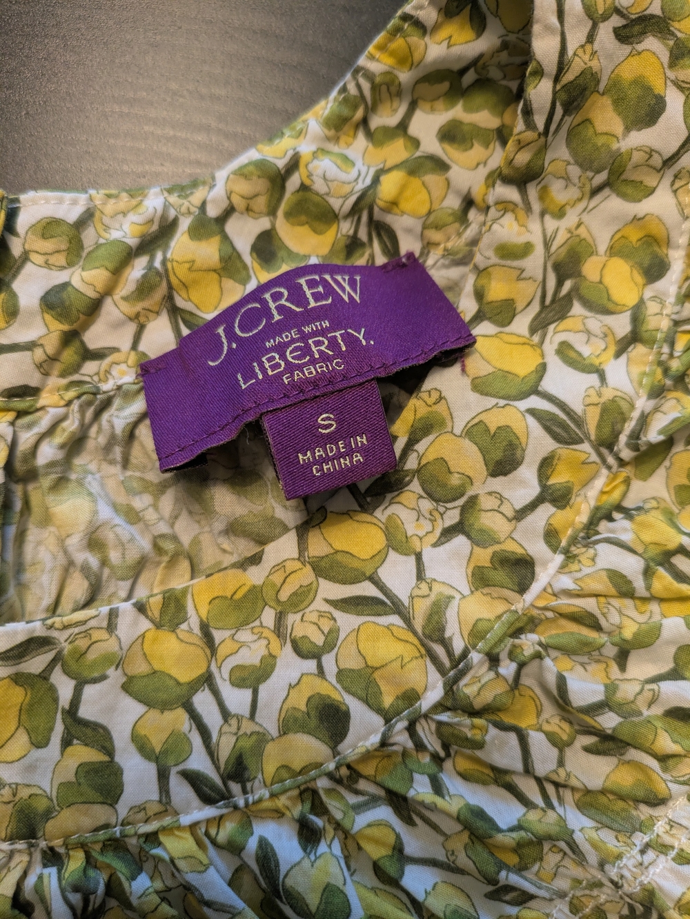 J. Crew Floral Puff-Sleeve Blouse Sz S - Picture 3 of 7